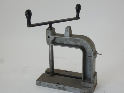 Enco 318 0007 hand tapper - hand,